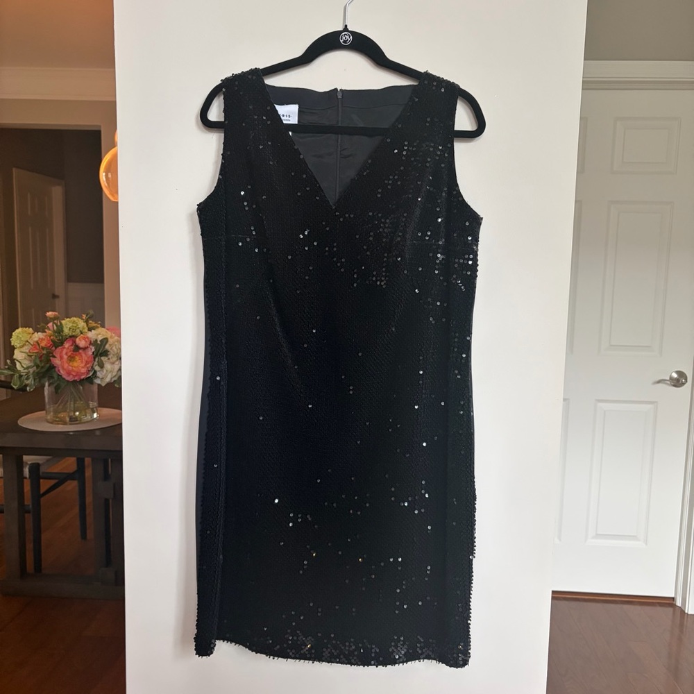 Akris Punto Black Sleeveless Dress, Sequins‎ and Velvet, 12